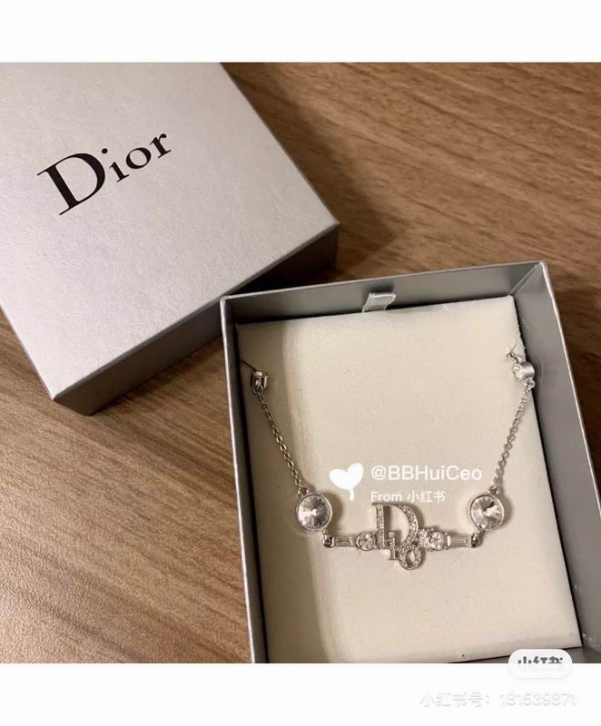 Dior Necklace 05lyr579